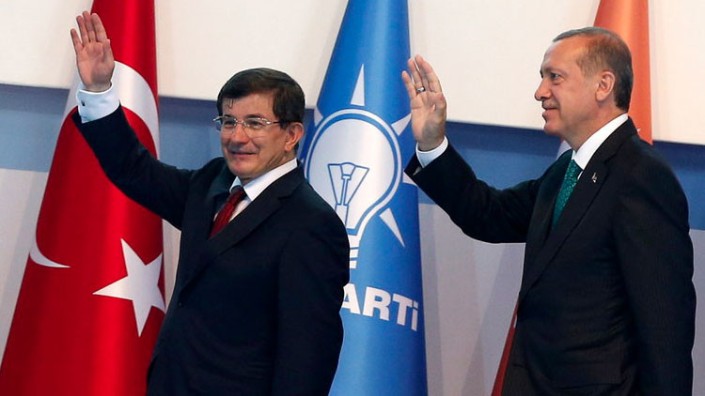 El presidente turco Recep Tayyip Erdogan y el primer ministro, Ahmet Davutoglu