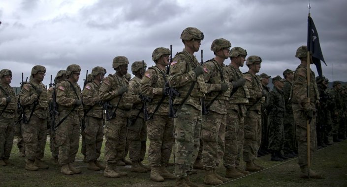 Soldados estadounidenses en maniobras de la OTAN